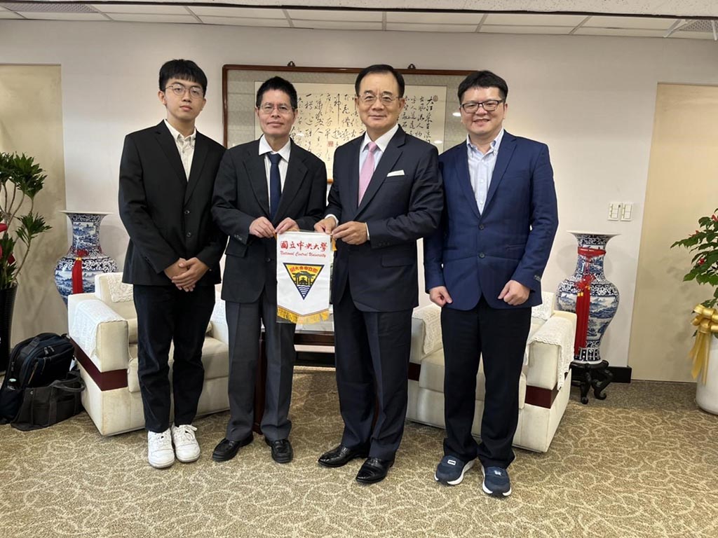 企業楷模－中國輸出入銀行戴燈山理事主席專訪報導